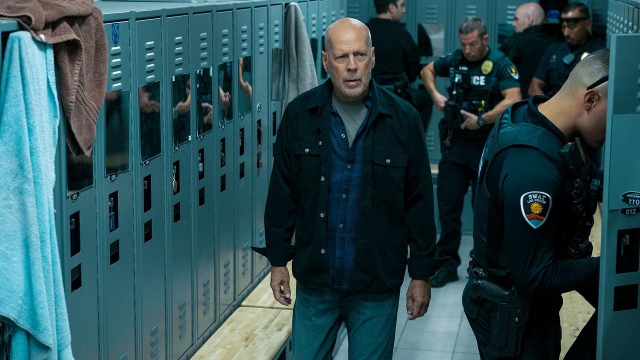 فيلم Detective Knight Independence 2023 مترجم