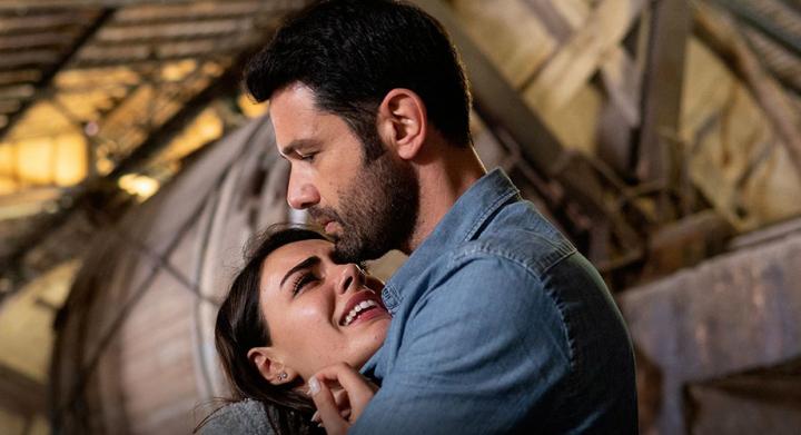 مسلسل لا احد يعلم الحلقة 10 مترجمة
