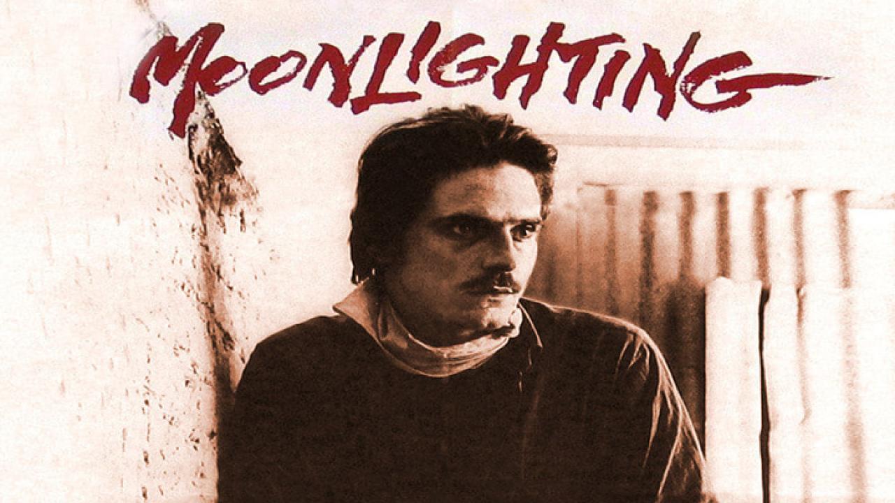 فيلم Moonlighting 1982 مترجم